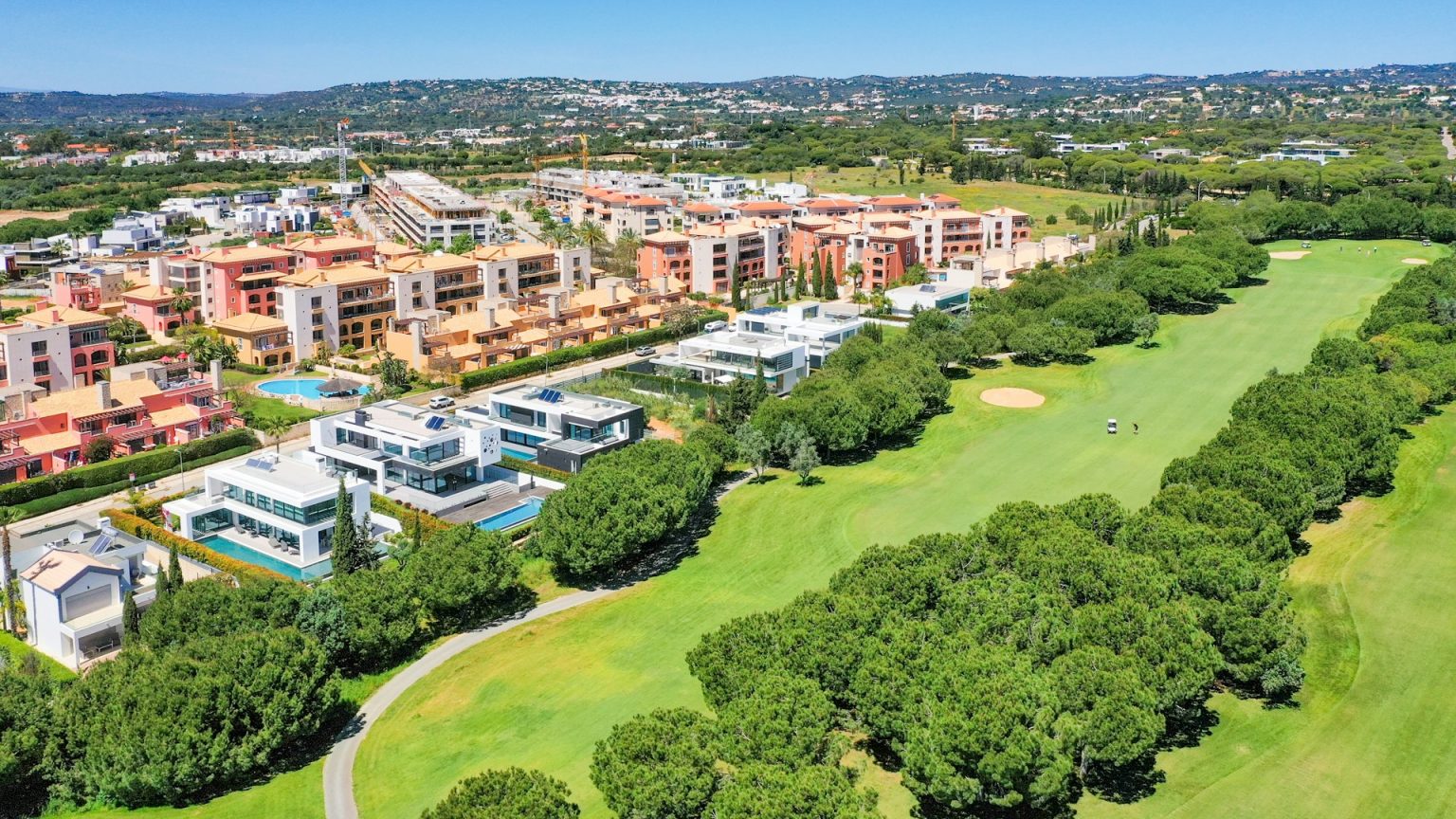 Discover Golfing Paradise with The Best Golf Courses in Algarve
