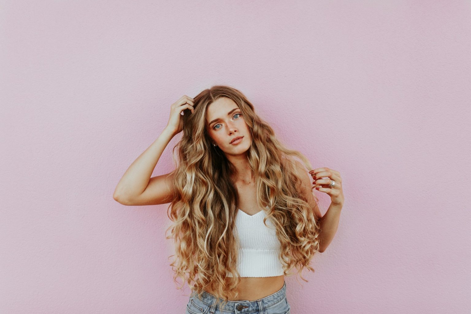 The Best Hair Types for 20-Inch Hair Extensions